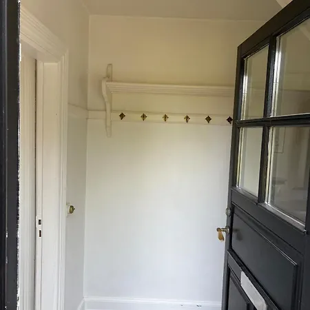House In Small Village! 8 Persons (adults Only) 빌라 *